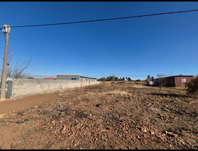 785M² VACANT LAND FOR SALE IN UNITAS PARK